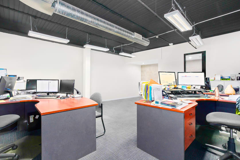 Click to view all images 1.02/17-19 Yarra Street Abbotsford VIC 3067 - Image 3