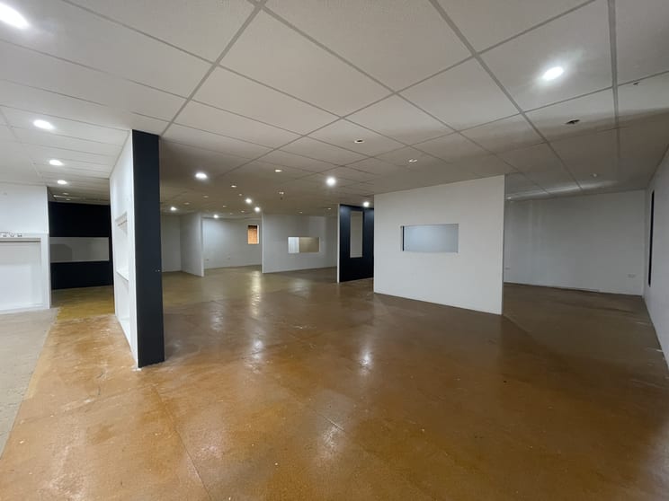 Click to view all images Hume Hwy Lansvale NSW 2166 - Image 3