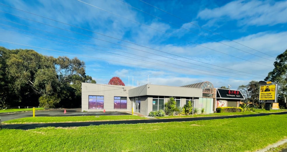 Click to view all images 384 Burwood Highway Wantirna South VIC 3152 - Image 2