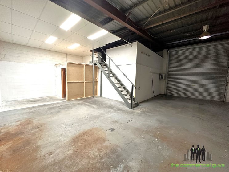 Click to view all images 4/15 Industry Dr Caboolture QLD 4510 - Image 1