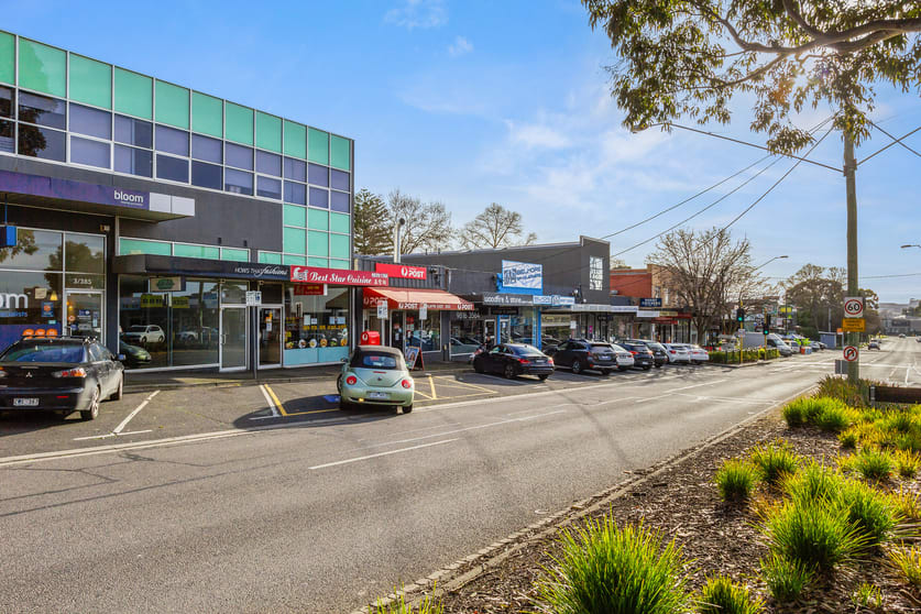 Click to view all images 4/385 Belmore Road Balwyn VIC 3103 - Image 2