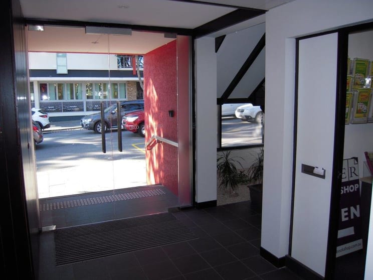 Click to view all images 1/1329 Hay Street West Perth WA 6005 - Image 3