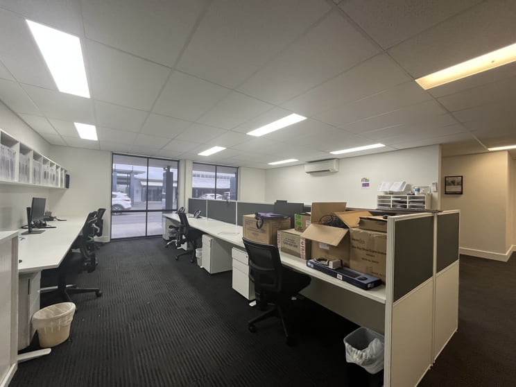 Click to view all images Suite 9/38 Clifton Drive Port Macquarie NSW 2444 - Image 3