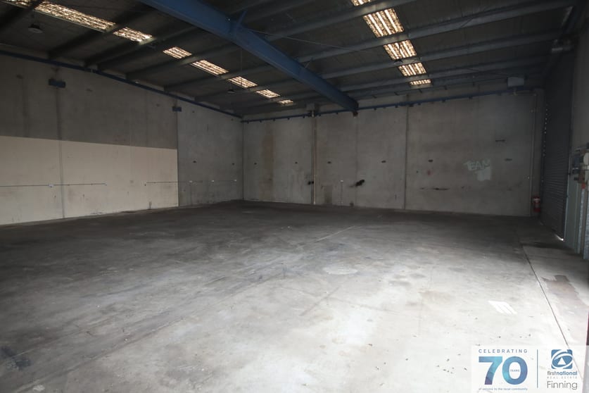 1/24 Station Street Cranbourne VIC 3977 - Image 3