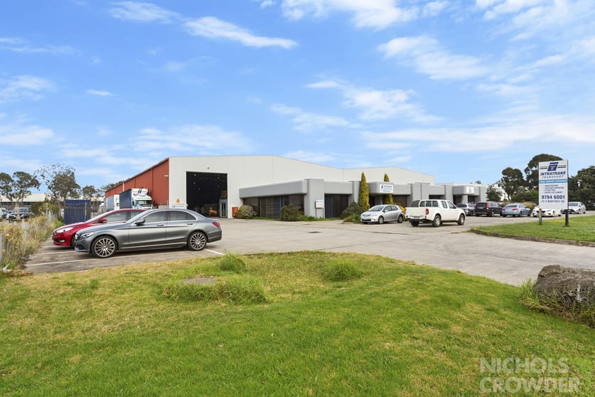 Click to view all images 2/4 Monterey Road Dandenong South VIC 3175 - Image 1