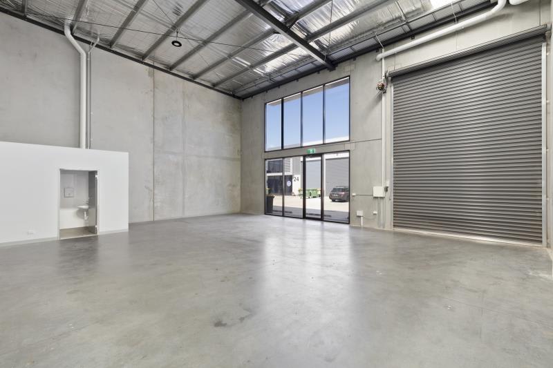 Click to view all images Unit 12, 3 Dyson Court/Unit 12, 3 Dyson Court Breakwater VIC 3219 - Image 2