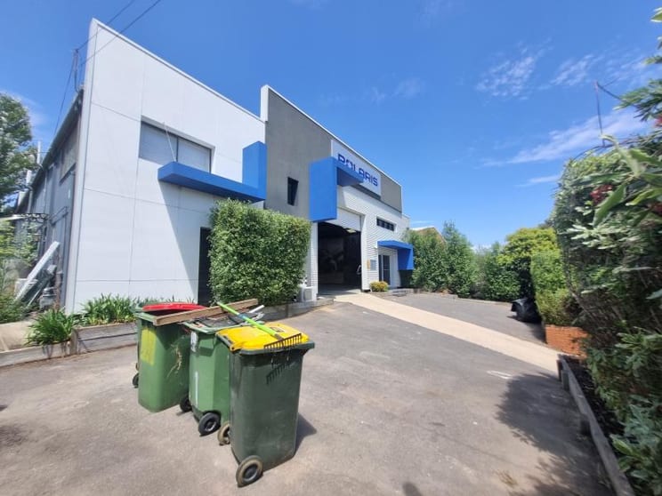 Click to view all images whole/7 Bayldon Road Queanbeyan NSW 2620 - Image 3