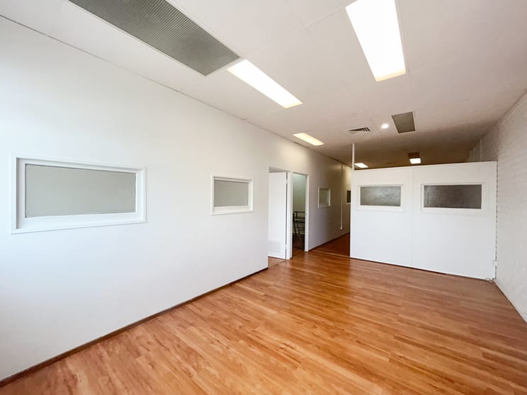 Click to view all images 151 Brisbane Road Mooloolaba QLD 4557 - Image 3