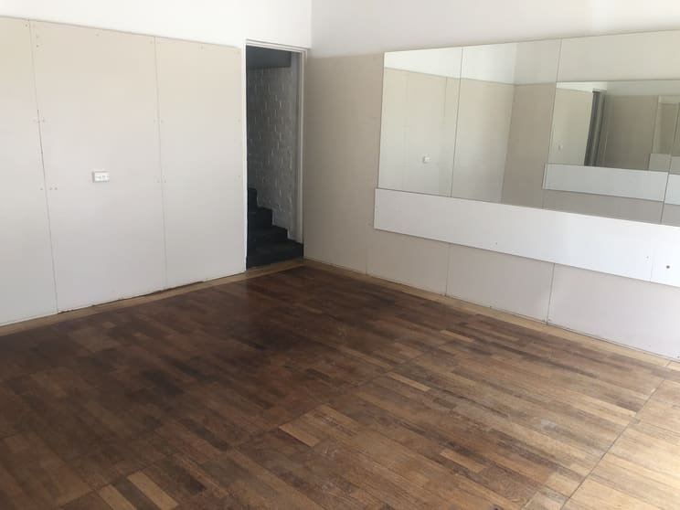 Click to view all images 323 Maribyrnong Road Ascot Vale VIC 3032 - Image 2