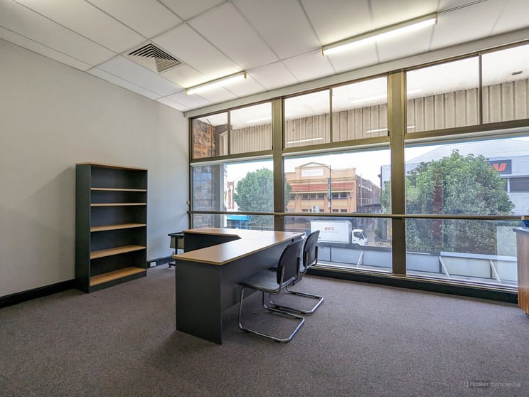B/457 Ruthven Street Toowoomba City QLD 4350 - Image 1
