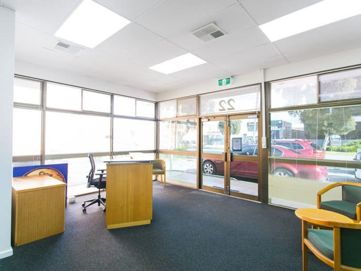 Click to view all images 22 Teddington Road Burswood WA 6100 - Image 1