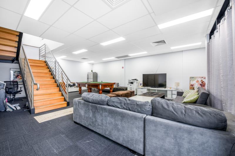 2/4 Bridge Road Keysborough VIC 3173 - Image 2
