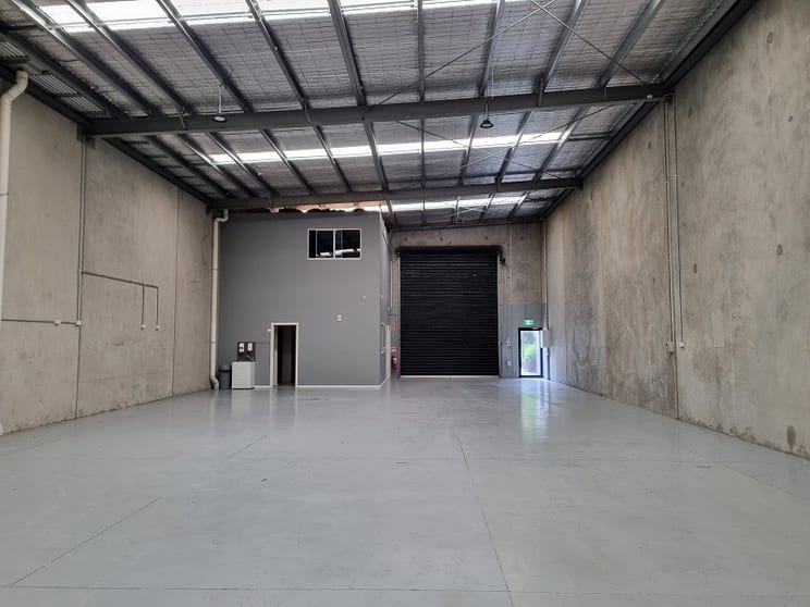 Click to view all images 39A Lillee Crescent Tullamarine VIC 3043 - Image 3