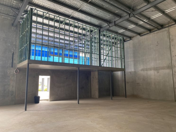 Click to view all images Unit 2/14 Strong Street Baringa QLD 4551 - Image 1