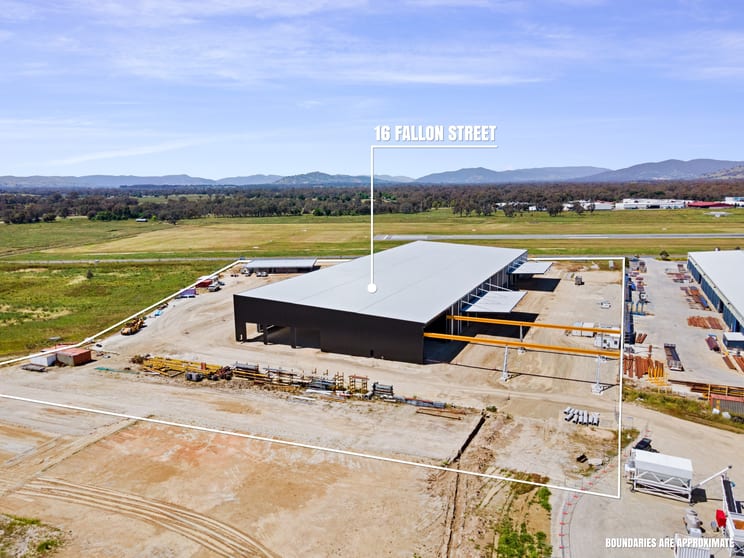 Click to view all images 16 Fallon Street Thurgoona NSW 2640 - Image 2