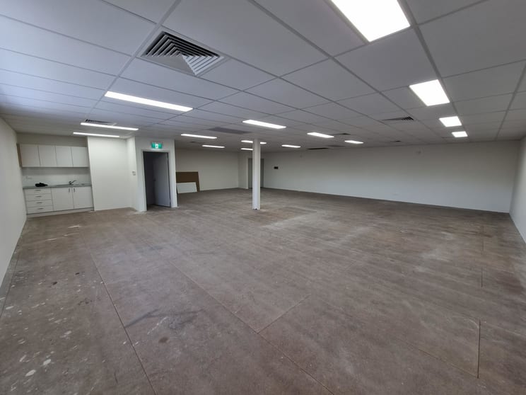 Click to view all images 10 Canham Way Greenwood WA 6024 - Image 3
