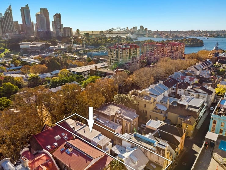 Click to view all images 142 - 144 Victoria Street Potts Point NSW 2011 - Image 1