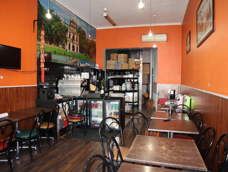 Click to view all images GF/8 Errol Street North Melbourne VIC 3051 - Image 2