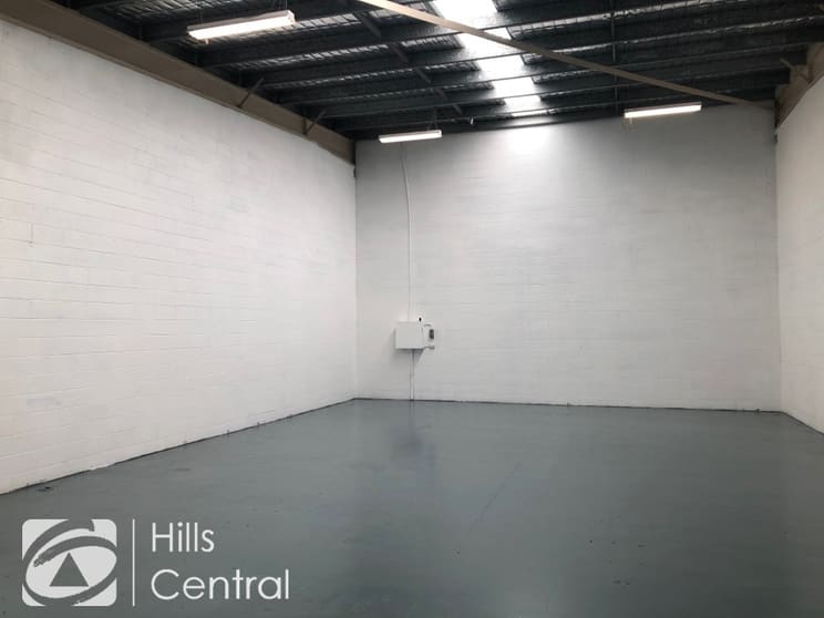 Click to view all images 7/44 Carrington Road Castle Hill NSW 2154 - Image 3