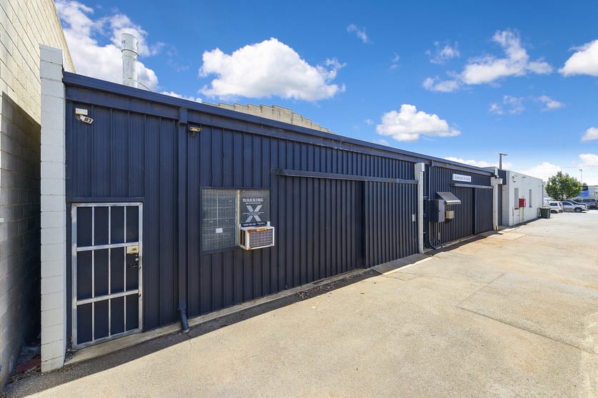 Click to view all images 2 Rear Units - 31 Byre Avenue Somerton Park SA 5044 - Image 1