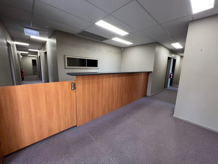 Click to view all images Level 1/15 Norfolk Avenue South Nowra NSW 2541 - Image 2