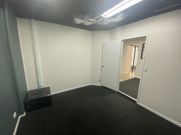 109 Upton Street Bundall QLD 4217 - Image 5