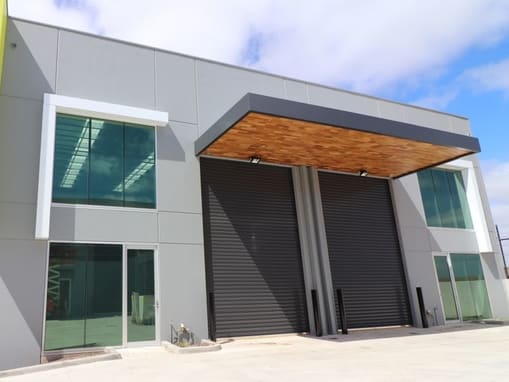 Click to view all images 7 Envision Close Pakenham VIC 3810 - Image 1