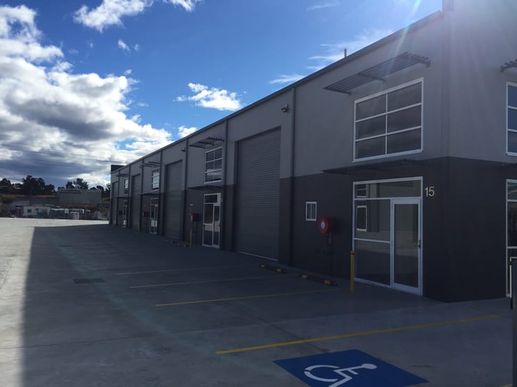 Click to view all images 16/35 Cumberland Avenue South Nowra NSW 2541 - Image 2