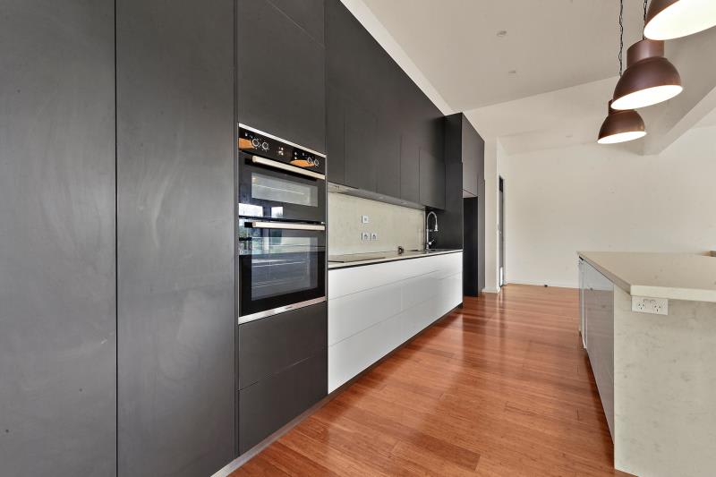 Click to view all images Clinic and Residential/264 Charles Street Launceston TAS 7250 - Image 3