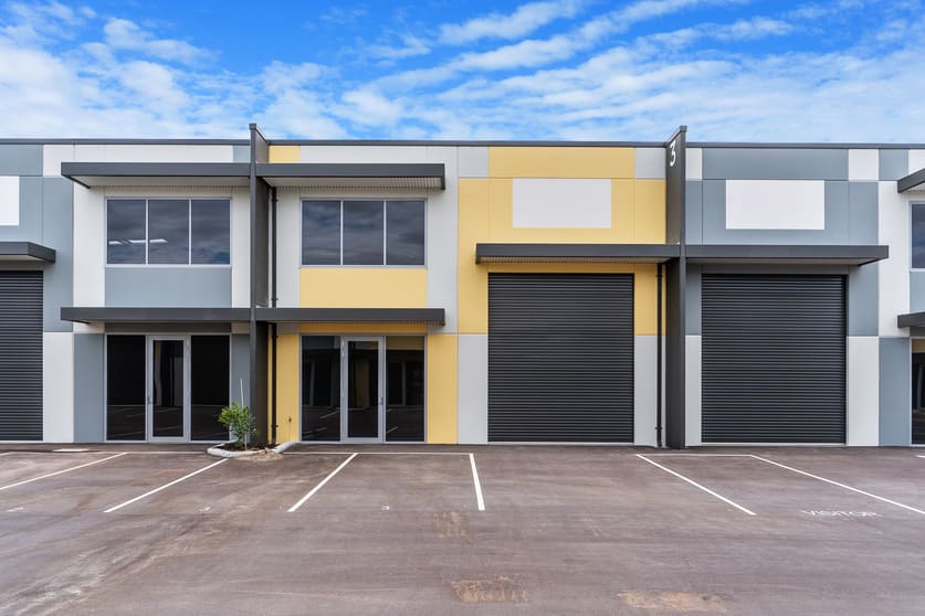 Click to view all images 5/4 Wicks Street Bayswater WA 6053 - Image 1