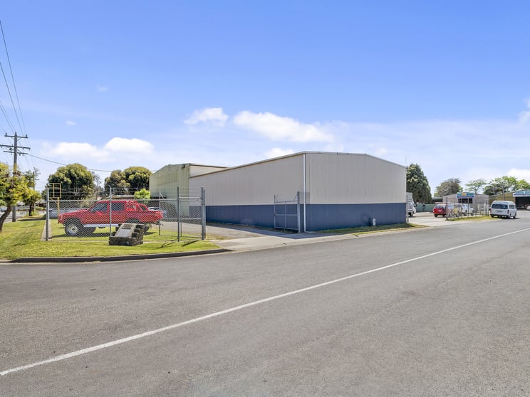 89 Wallace Street Colac VIC 3250 - Image 3