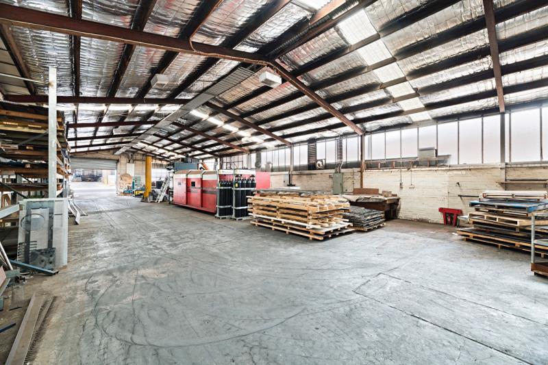 Click to view all images 49-51 Mologa Road Heidelberg West VIC 3081 - Image 3