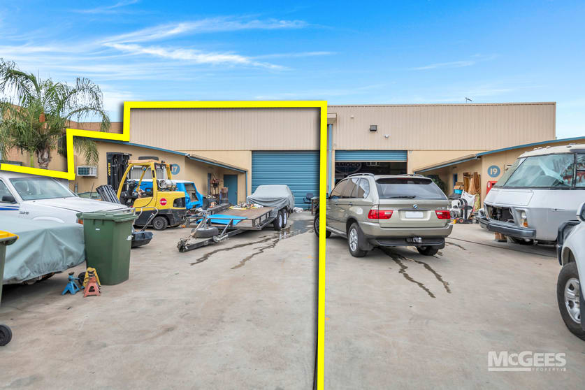 Click to view all images 15-17 Howards Road Beverley SA 5009 - Image 3