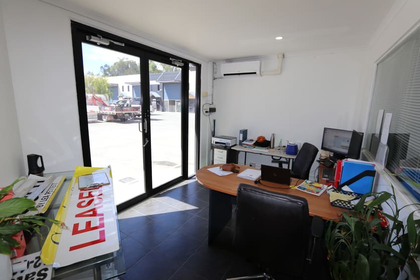 Click to view all images 3/17 Rothcote Court Burleigh Heads QLD 4220 - Image 2