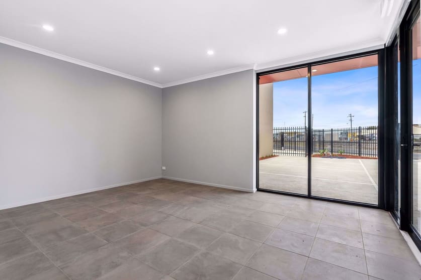 Click to view all images 4B Cadman Terrace North Geelong VIC 3215 - Image 2