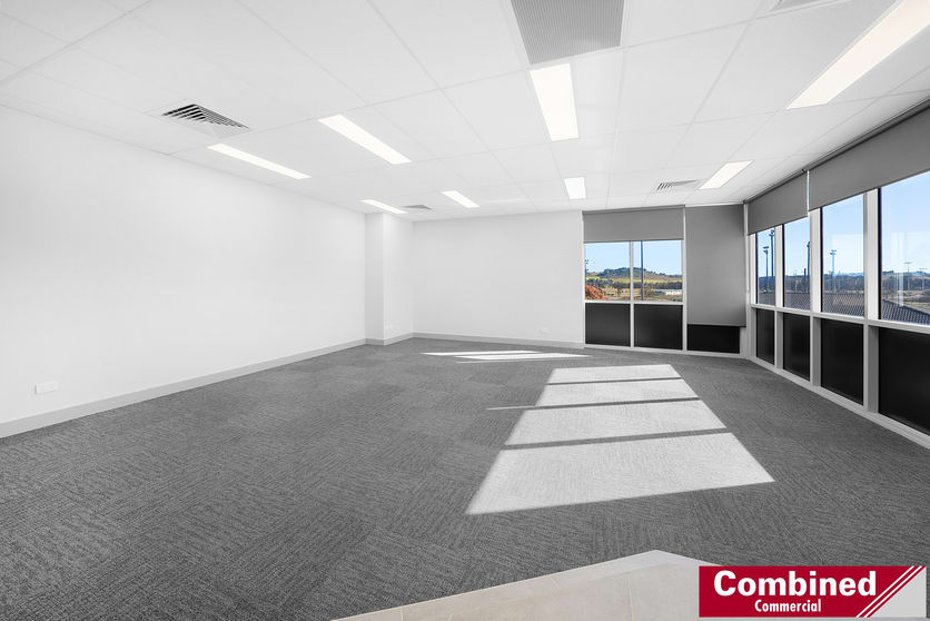 Click to view all images 4/2 Forge Place Narellan NSW 2567 - Image 3