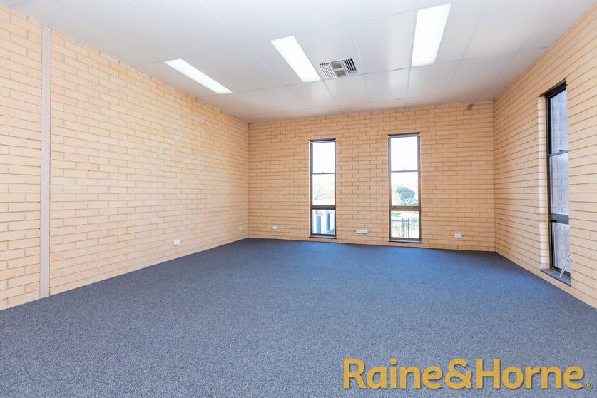 Suite 2/272 Macquarie Street Dubbo NSW 2830 - Image 3