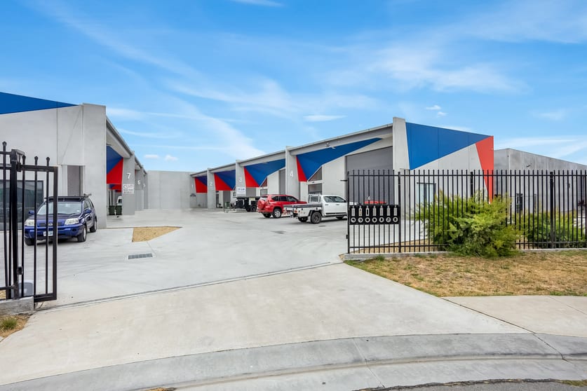Click to view all images 3/6 Kyeema Place Cambridge TAS 7170 - Image 2