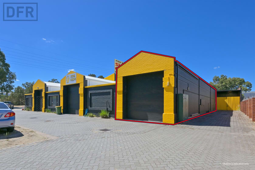 Click to view all images 1/4 Salpietro Street Bibra Lake WA 6163 - Image 1