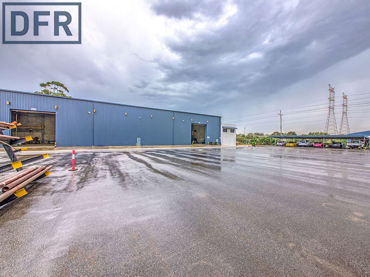 Click to view all images 54 Burlington Street Naval Base WA 6165 - Image 2