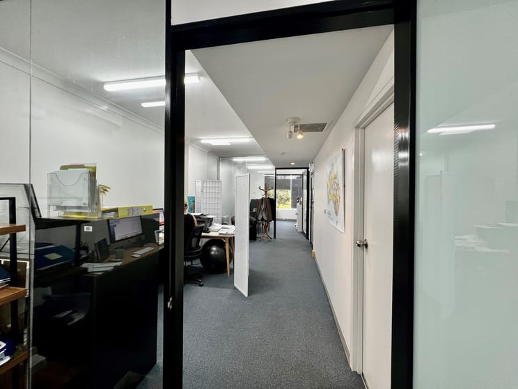 Click to view all images 4/2-8 St Andrews Street Brighton VIC 3186 - Image 1