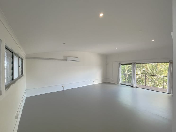 Click to view all images 4/59 Centennial Circuit Byron Bay NSW 2481 - Image 3