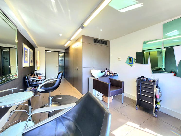 Click to view all images 710/2-14 Kings Cross Road Potts Point NSW 2011 - Image 2