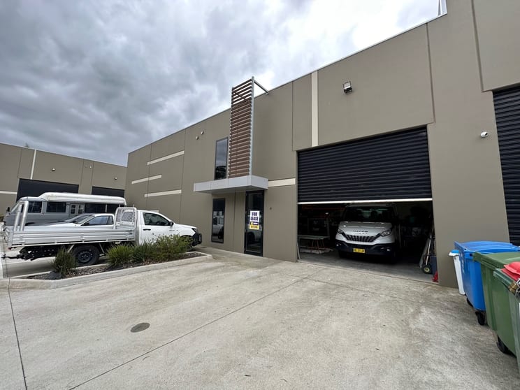 Click to view all images 4/2 The Gateway Gate Broadmeadows VIC 3047 - Image 2