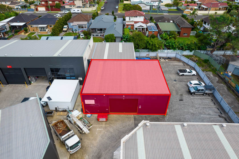 Click to view all images Jardine Street Fairy Meadow NSW 2519 - Image 1