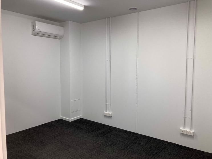 Click to view all images Shed 16/20 Grandlee Drive Wendouree VIC 3355 - Image 3