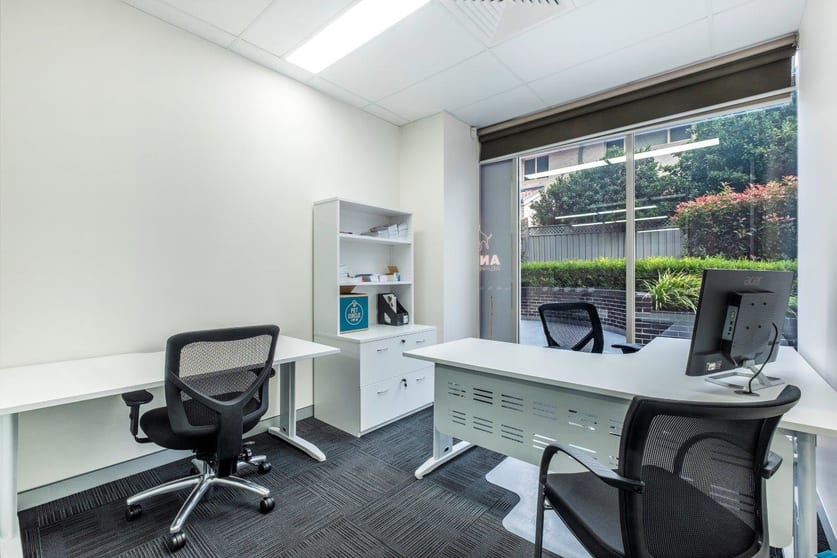 Click to view all images Retail 1/54 - 56 Derby Street Kingswood NSW 2747 - Image 3