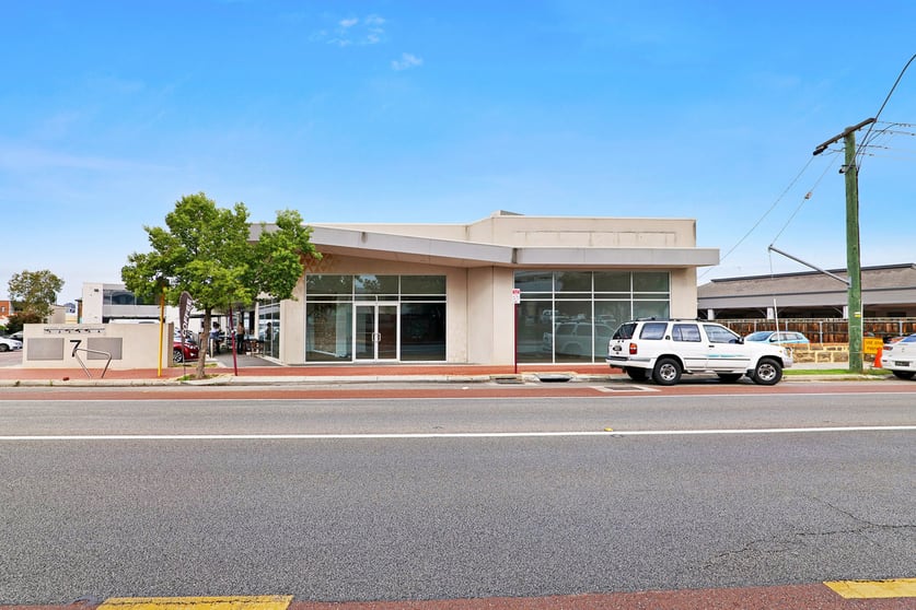 Click to view all images 1/7 Scarborough Beach Road North Perth WA 6006 - Image 2