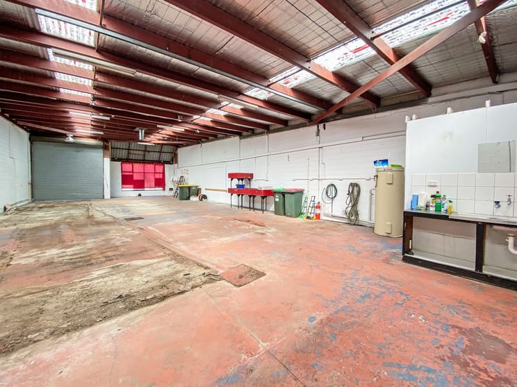 Click to view all images 41 Princes Highway Warragul VIC 3820 - Image 2