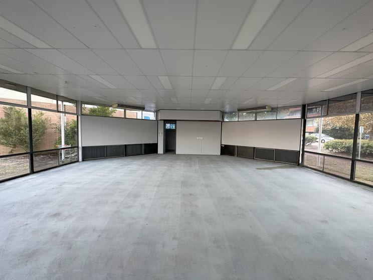 Click to view all images 900 Canning Highway Applecross WA 6153 - Image 3